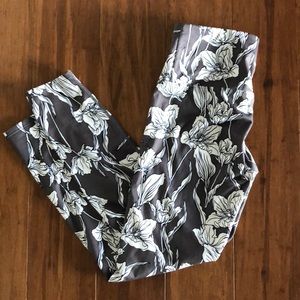 JoyLab legging in a size small.